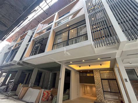 ph367|Elegant Sta. Mesa Townhouse for sale PH367 .